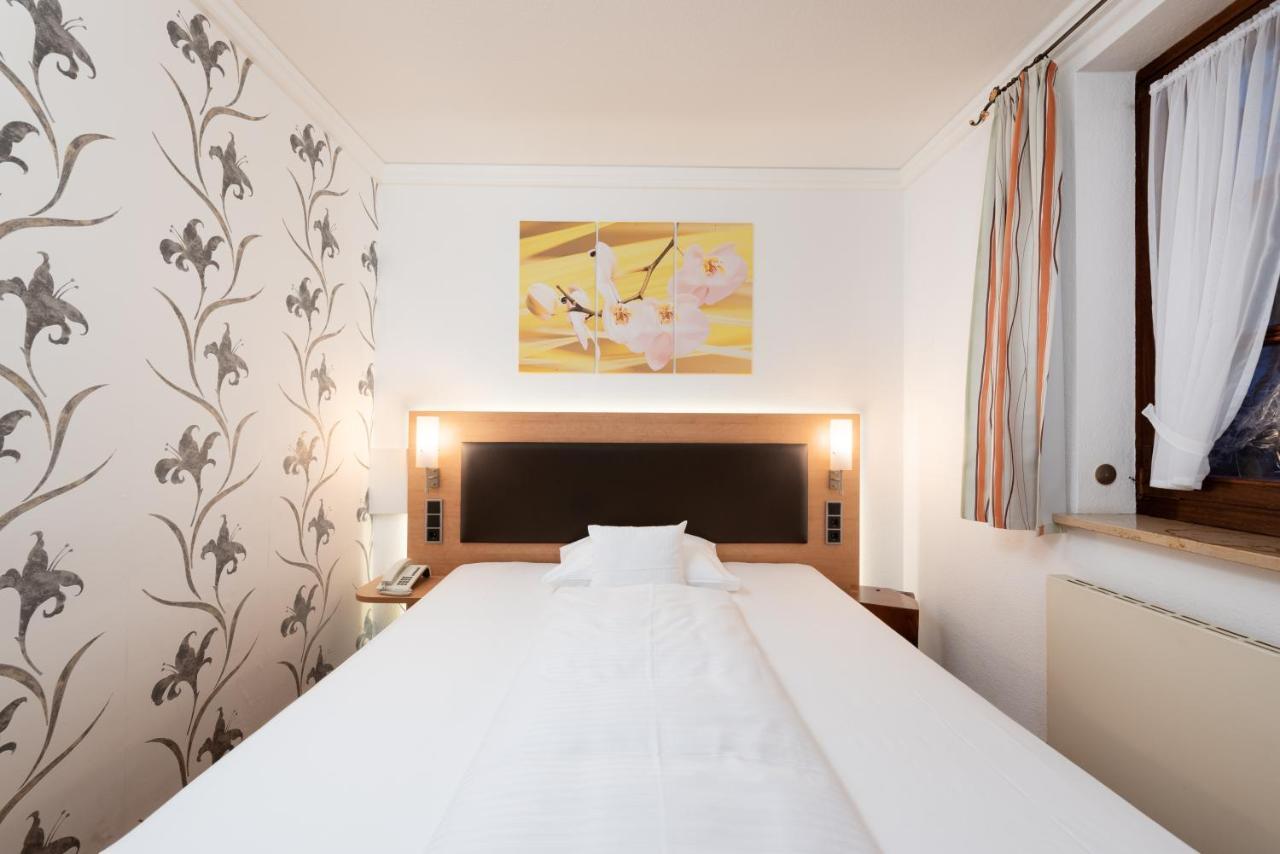 Hotel Riesengebirge Neuhof an der Zenn Eksteriør bilde