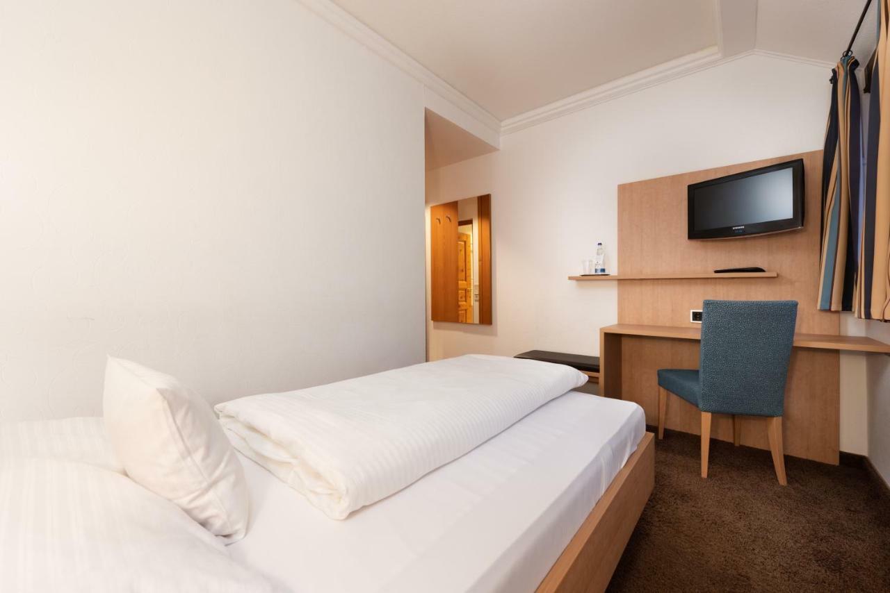 Hotel Riesengebirge Neuhof an der Zenn Eksteriør bilde